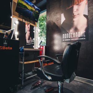 parrucchiere-alessandria-acconciature-moda-taglio-corto-salone-nemesi-001